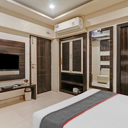 Townhouse 1182 Hotel Tirupati Galaxy カーンプル エクステリア 写真