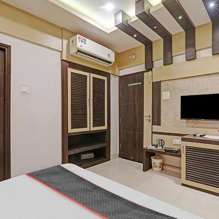 Townhouse 1182 Hotel Tirupati Galaxy カーンプル エクステリア 写真