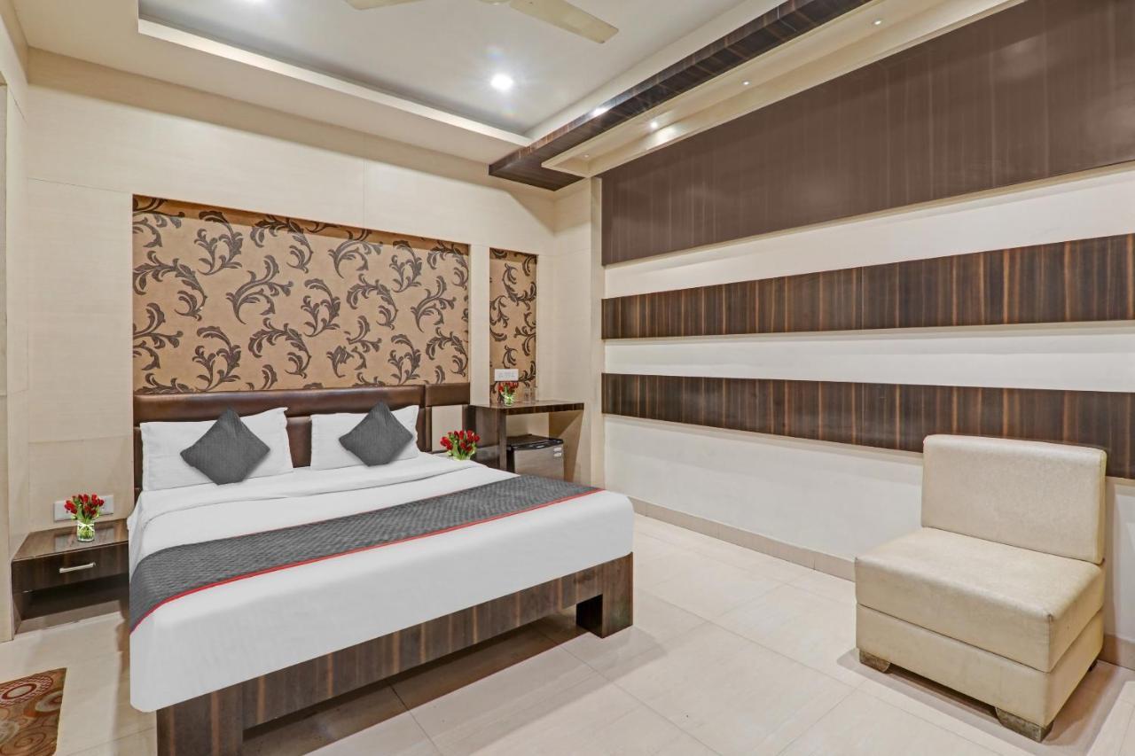 Townhouse 1182 Hotel Tirupati Galaxy カーンプル エクステリア 写真