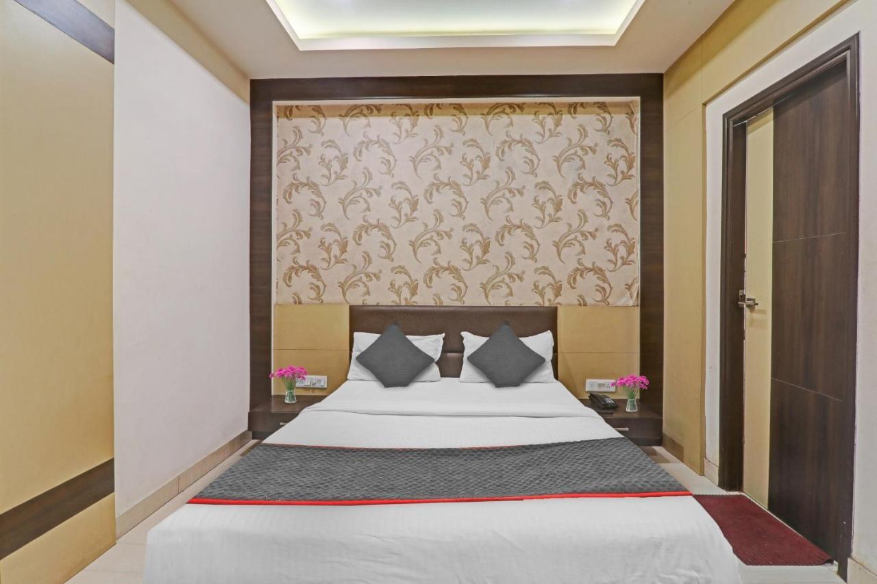 Townhouse 1182 Hotel Tirupati Galaxy カーンプル エクステリア 写真
